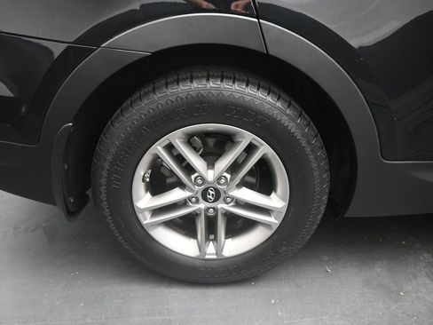 Used 2017 Hyundai Santa Fe Sport FWD image 23