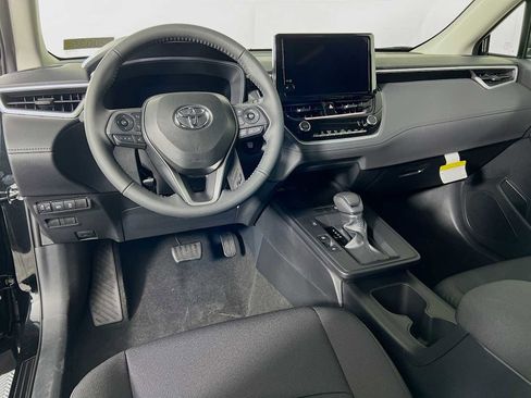 New 2026 Toyota Corolla Cross LE image 7