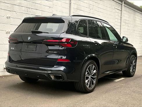 Used 2024 BMW X5 xDrive40i w/ M Sport Package AWD/4WD image 17