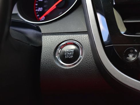 Used 2022 Toyota Camry XSE FWD image 32
