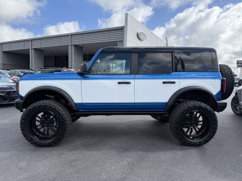Used 2025 Ford Bronco Badlands AWD/4WD image 7