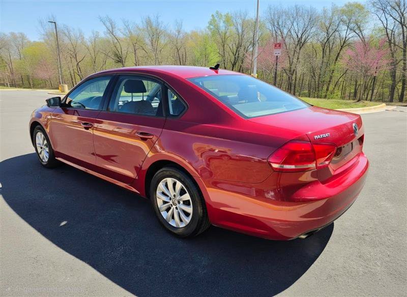 Used 2015 Volkswagen Passat 1.8T FWD image 4