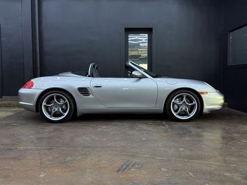 Used 2004 Porsche Boxster S RWD image 10