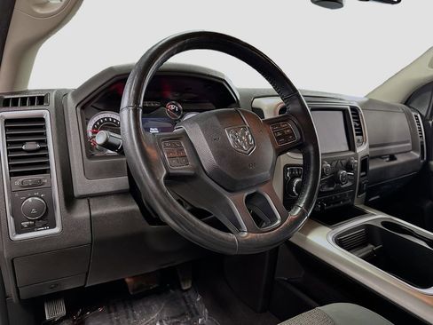 Used 2019 RAM 1500 Classic Warlock image 10