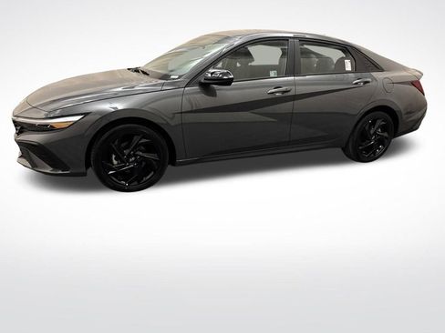 Certified 2026 Hyundai Elantra Sport FWD image 8