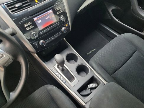 Used 2015 Nissan Altima 2.5 SV w/ Convenience Package FWD image 26