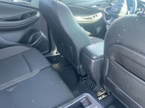 Used 2022 Buick Encore GX Preferred w/ Cold Weather Comfort Package FWD image 24