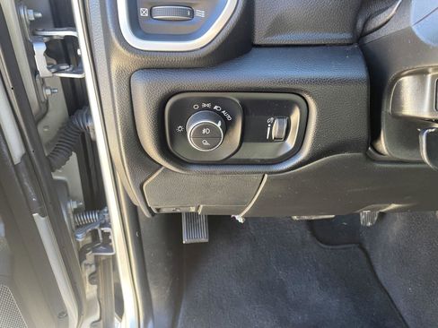 Used 2024 RAM 2500 Big Horn image 13