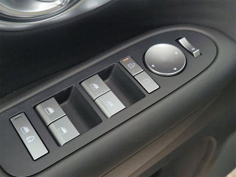 New 2026 Hyundai Ioniq 9 SE image 31