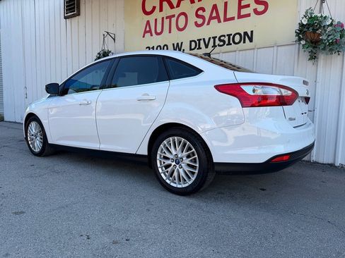 Used 2012 Ford Focus SEL FWD image 9