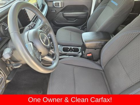 Used 2024 Jeep Wrangler Unlimited Rubicon 4xe AWD/4WD image 16