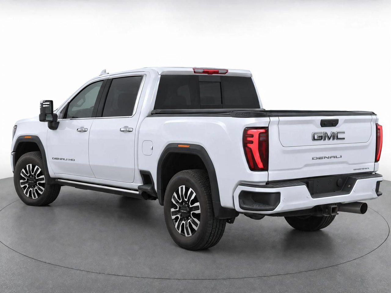 Used 2025 GMC Sierra 2500 Denali Ultimate AWD/4WD image 3