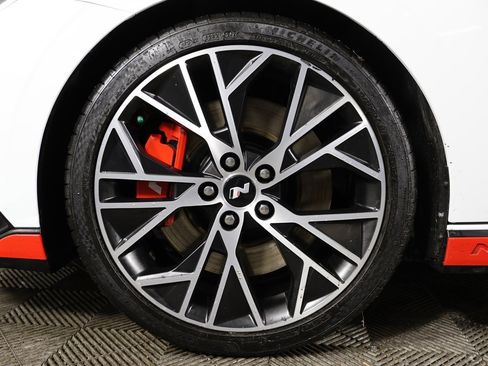 Used 2023 Hyundai Elantra N image 19