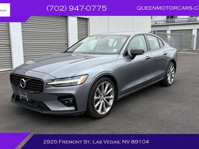 Used 2021 Volvo S60 T5 Momentum