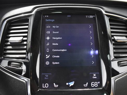 Used 2016 Volvo XC90 T6 Momentum w/ Momentum Plus Package AWD/4WD image 20