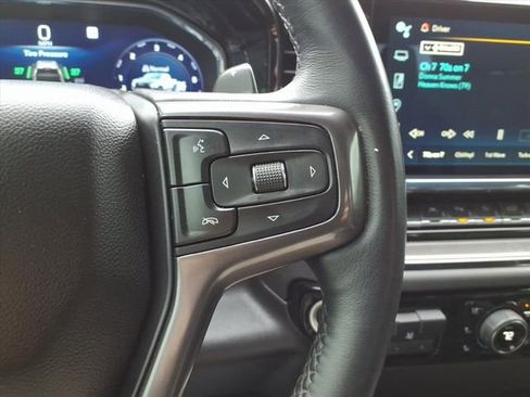 Used 2023 Chevrolet Silverado 1500 ZR2 image 16