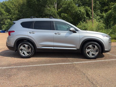 Used 2022 Hyundai Santa Fe SEL w/ Convenience Package FWD image 3