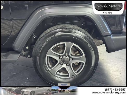 Used 2023 Jeep Wrangler Sport AWD/4WD image 13
