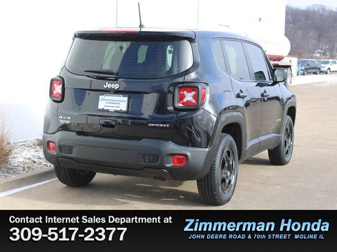 Used 2019 Jeep Renegade Sport image 2