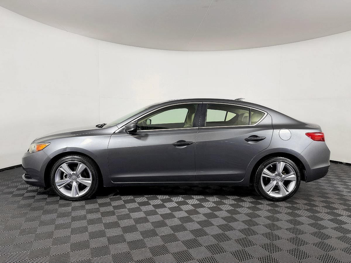 Used 2014 Acura ILX w/ Technology Package FWD image 16