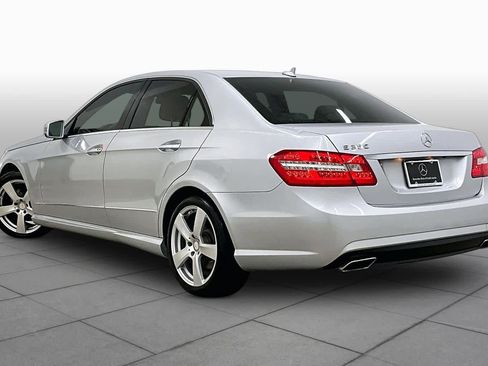 Used 2010 Mercedes-Benz E 350 Sedan image 11