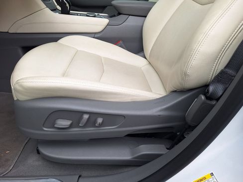 Certified 2023 Cadillac XT5 Premium Luxury FWD image 30