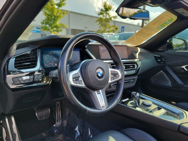 Used 2020 BMW Z4 M40i w/ Executive Package RWD image 17