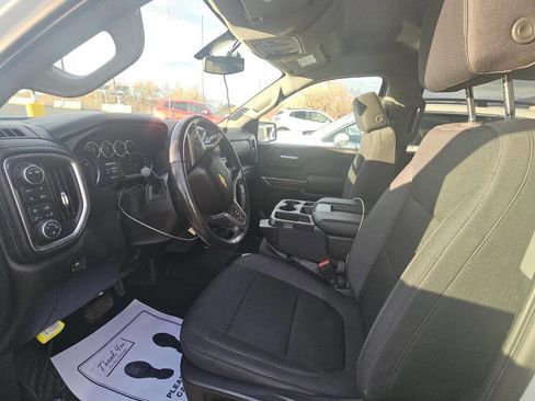 Used 2020 Chevrolet Silverado 1500 LT w/ Fleet Comfort Package image 10