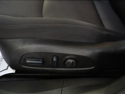 Used 2025 Chevrolet Malibu LT FWD image 18