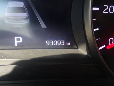 Used 2017 Kia Cadenza Technology FWD image 21