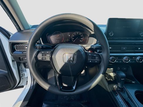 Used 2024 Honda Civic LX image 5