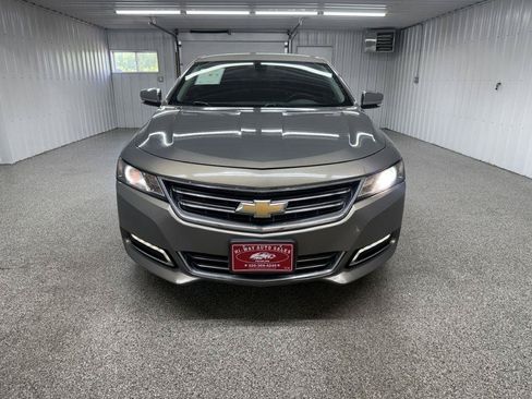 Used 2019 Chevrolet Impala Premier FWD image 2