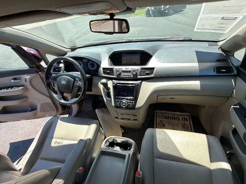 Used 2015 Honda Odyssey Touring Elite image 48