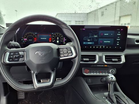 Certified 2025 Ford Mustang GT Premium image 4