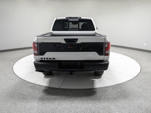 Used 2020 Nissan Titan PRO-4X w/ Pro-4x Convenience Package AWD/4WD image 34