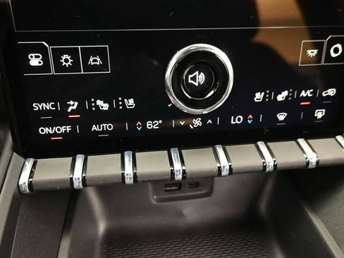 New 2026 GMC Terrain Elevation w/ Elevation Premium Package image 19