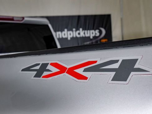 Used 2023 Chevrolet Silverado 3500 LT w/ Convenience Package image 46