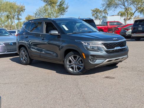 Used 2022 Kia Seltos S image 32