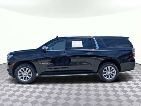 Used 2024 Chevrolet Suburban Premier RWD image 6