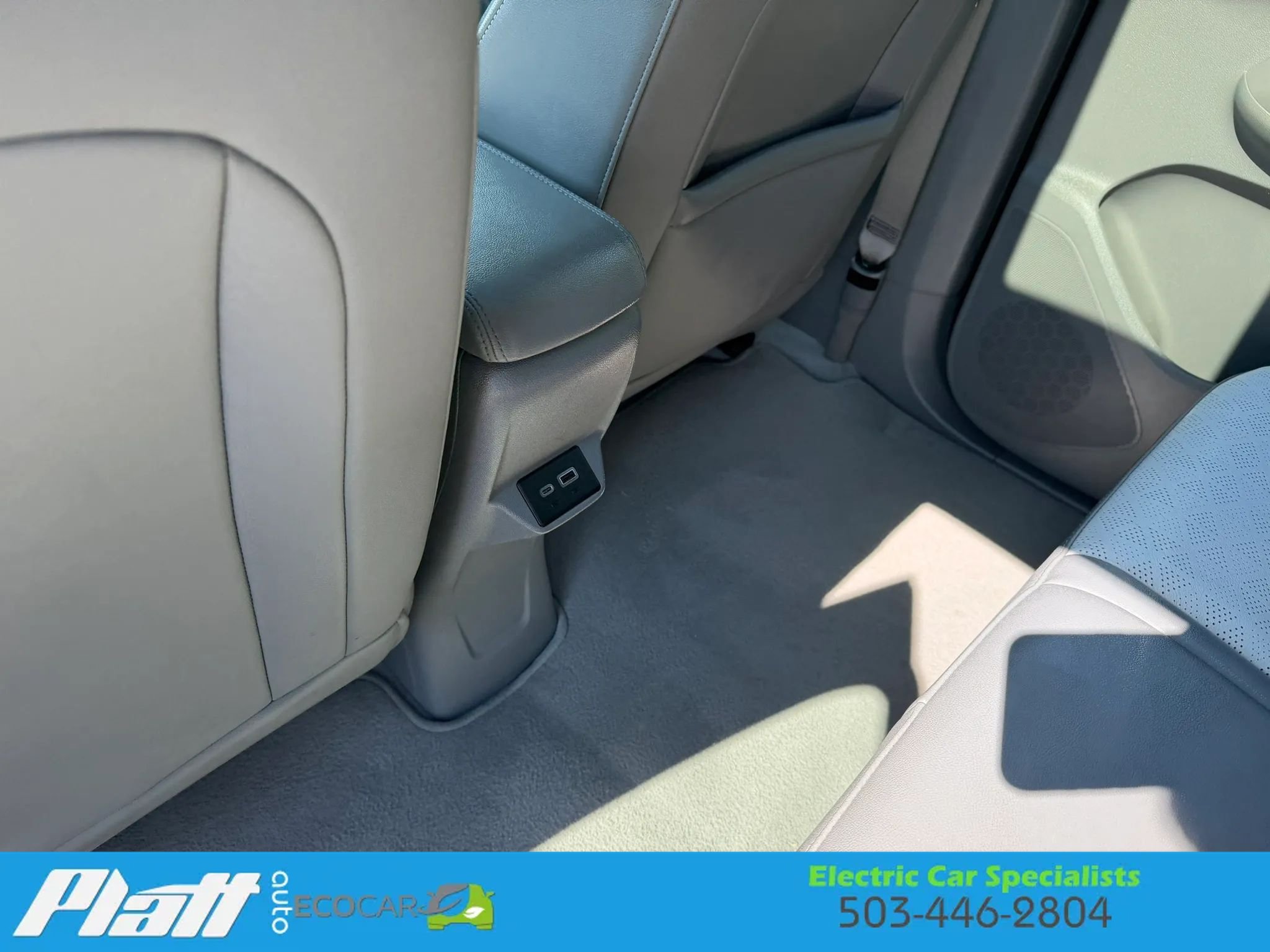 Used 2022 Chevrolet Bolt EUV Premier w/ Sun & Sound Package FWD image 38