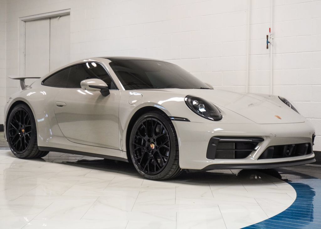 Used 2024 Porsche 911 Carrera 4 GTS AWD/4WD image 5