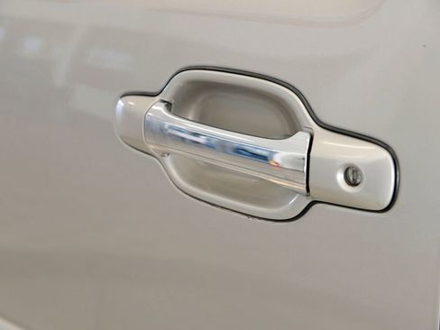 Used 2009 Chevrolet Colorado LT image 13