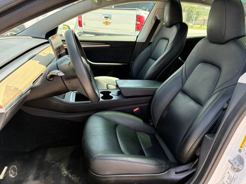 Used 2023 Tesla Model 3 Standard Range RWD image 4