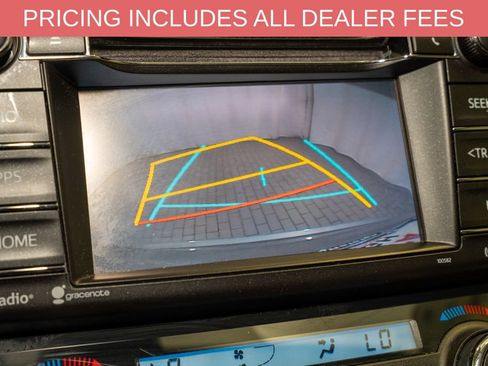 Used 2018 Toyota RAV4 XLE FWD image 15