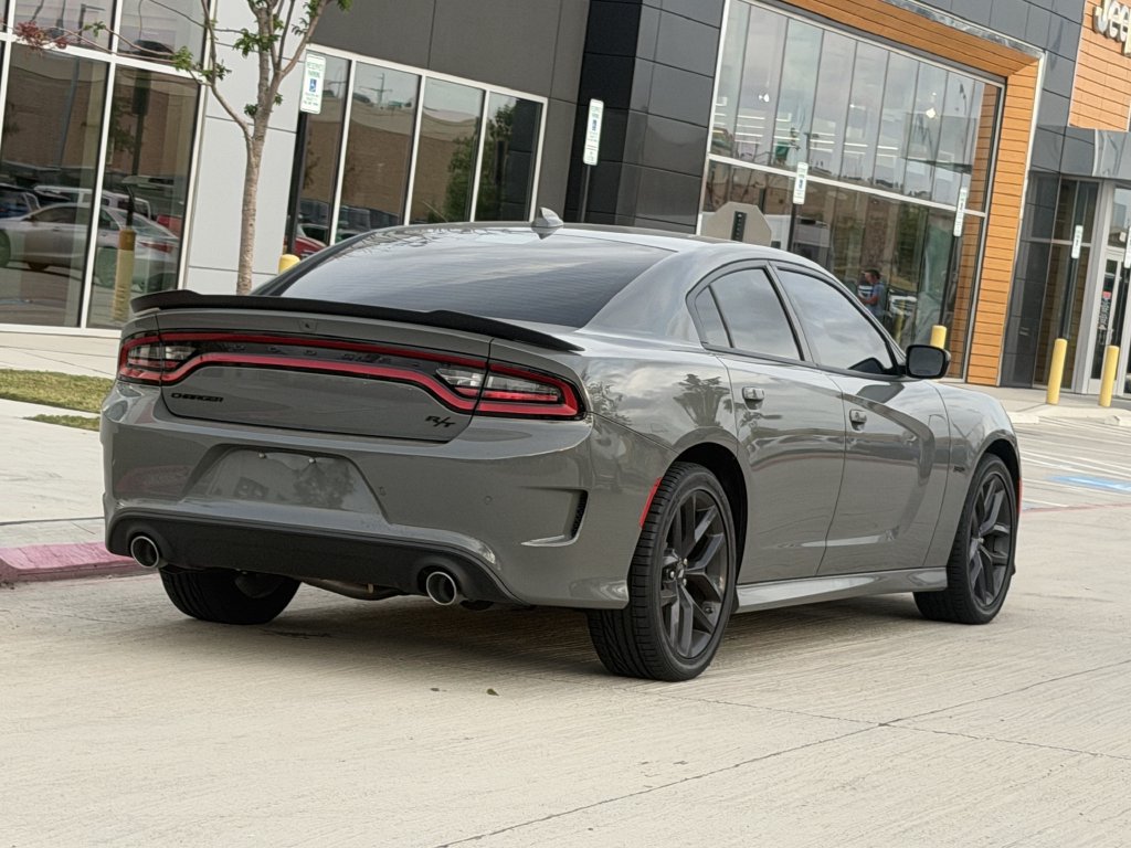 Used 2023 Dodge Charger R/T w/ Blacktop Package RWD image 4