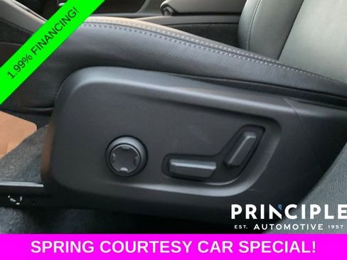 New 2026 Volvo XC40 B5 Core AWD/4WD image 17