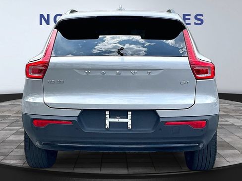 Used 2023 Volvo XC40 B4 Ultimate w/ Protection Package Premier FWD image 5
