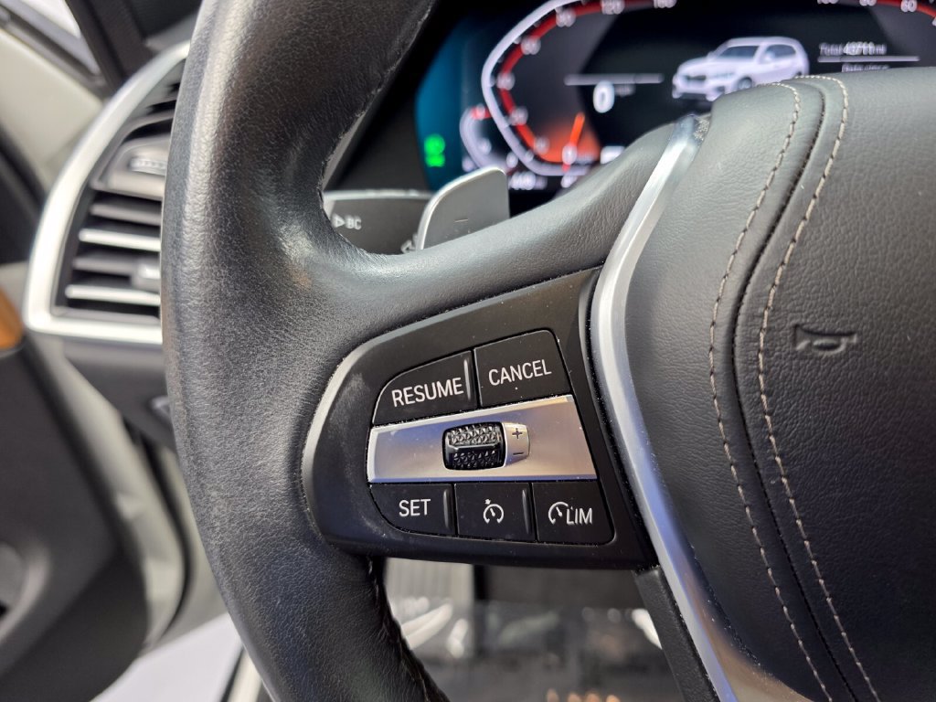 Used 2022 BMW X5 sDrive40i w/ Premium Package RWD image 18