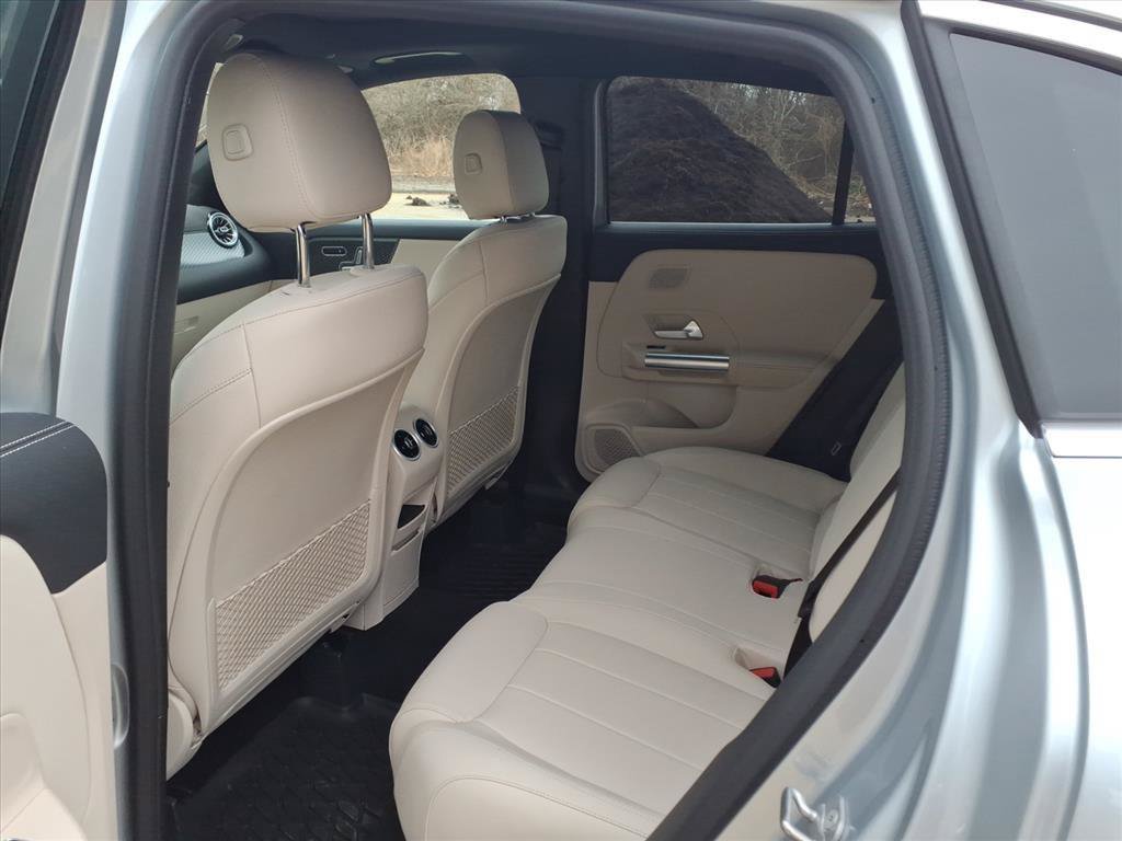 Used 2026 Mercedes-Benz GLA 250 4MATIC image 23