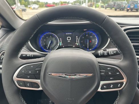 New 2026 Chrysler Pacifica Select FWD image 31